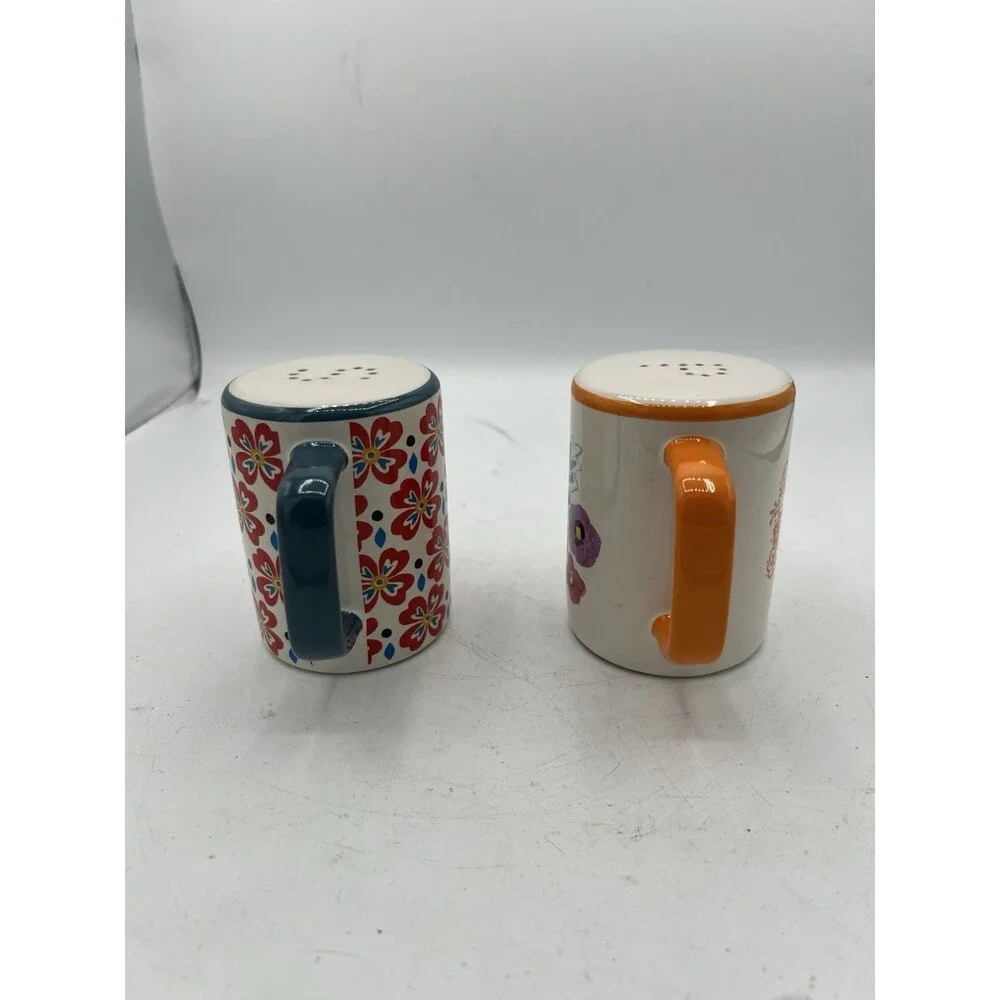 Pioneer Woman Rangetop Salt & Pepper Shaker Set Stoneware D-Handled